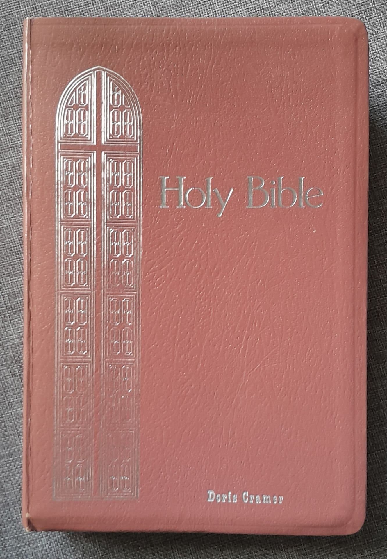 Giant Print KJV Bible by KJV Bible